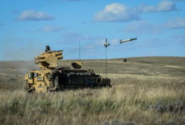 Влаштувати пекло Путіну: Британія відправить ЗСУ броньовані ракетні установки Stormer