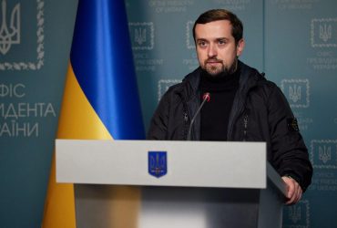 Тимошенко написал заявление об увольнении из Офиса президента - СМИ