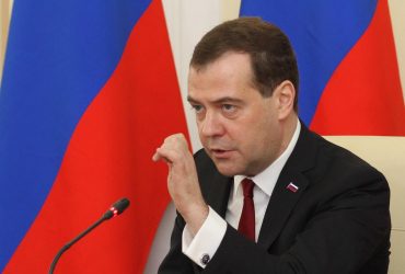 Медведєв пропонує Росії зайнятися денацифікацією всіх іноземців у лавах ЗСУ