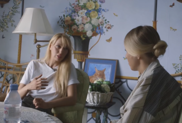 Полякова в интервью Собчак рассказала, будет ли петь на русском языке после войны (видео)