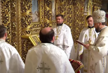 На Пасху службы ведут онлайн: трансляция литургии ПЦУ