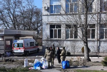 Осколок увійшов прямо в серце: прикордонник розказав, як медики витягли його з того світу (відео)