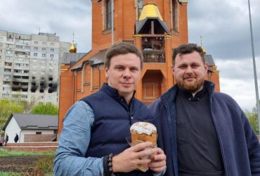На Великдень Дмитро Комаров поїхав в обстрілюваний окупантами Харків