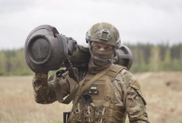 Нацгвардеец рассказал, как подбил российский танк из NLAW на Киевщине (фото)