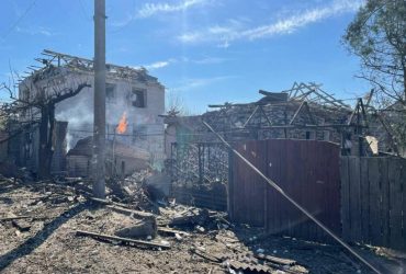 Російські окупанти завдали ракетного удару по Запоріжжю, є постраждалі (фото)