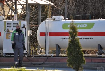 Дефицит бензина: эксперт объяснил, как решить проблему с горючим