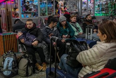 Чем дольше продлится война, тем меньше людей вернется из-за границы - эксперт