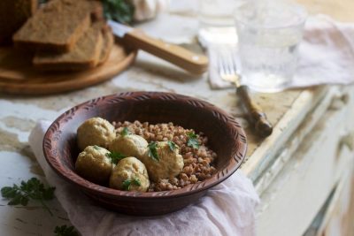 Рецепт Гречка по купечески с фаршем. Калорийность, химический состав и пищевая ценность.