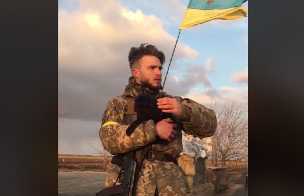 Крутые парни из ВСУ: каких красавчиков от нас долго скрывали (видео)