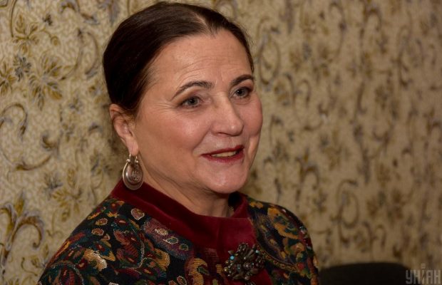 "Вынесли все до трусов": Нина Матвиенко рассказала о том, как оккупанты обокрали квартиру сестры