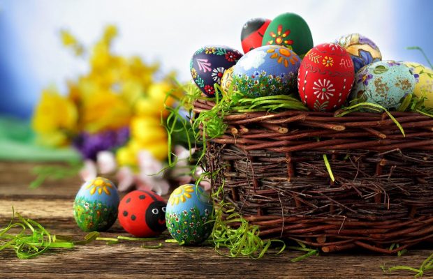 Що потрібно брати з собою до церкви на Великдень: дозволені і заборонені продукти