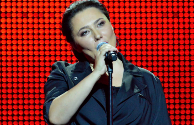 "Петушок, вздрагивай всю свою никчемную жизнь": Елена Мозговая с матами обратилась к путинисту Киркорову