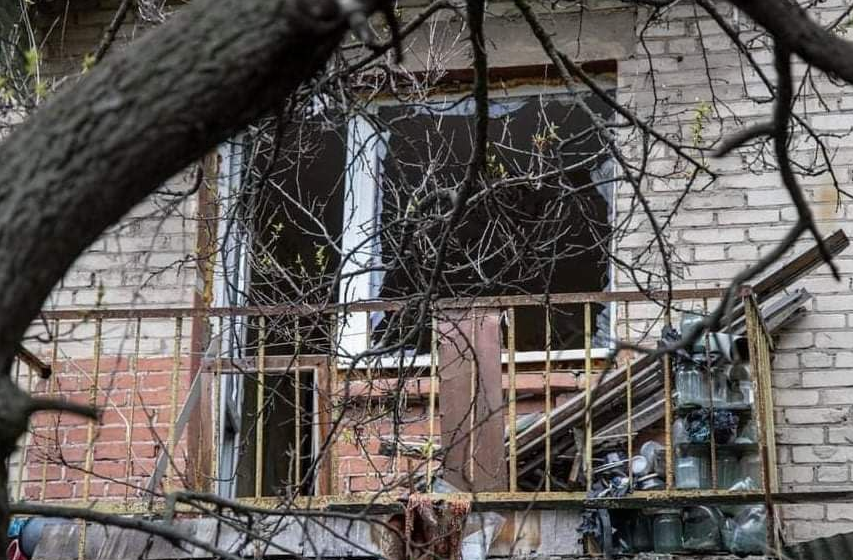 На Луганщине за сутки из-за оккупантов разрушены десятки домов, погибли люди / фото t.me/luhanskaVTSA