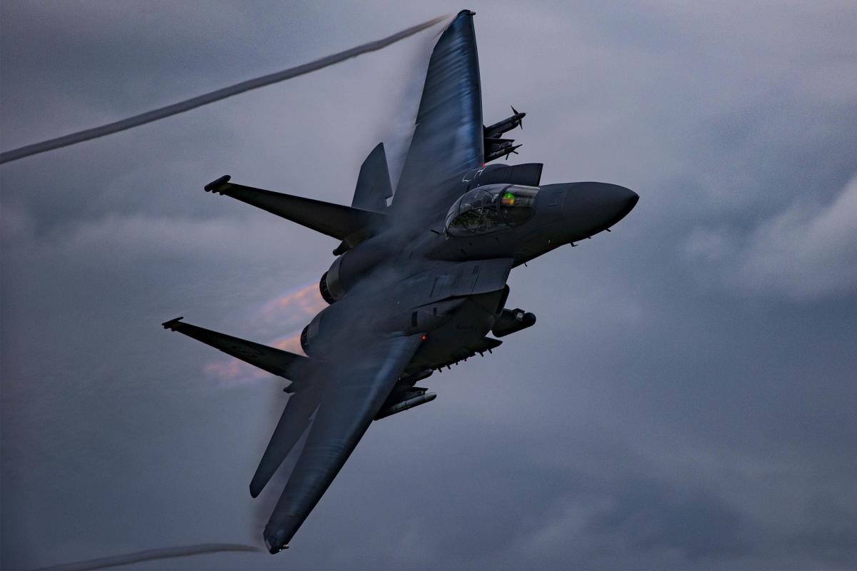 Рассказываем, может ли истребитель облететь мир без дозаправки / фото US Air Force Рассказываем, может ли истребитель облететь мир без дозаправки / фото US Air Force