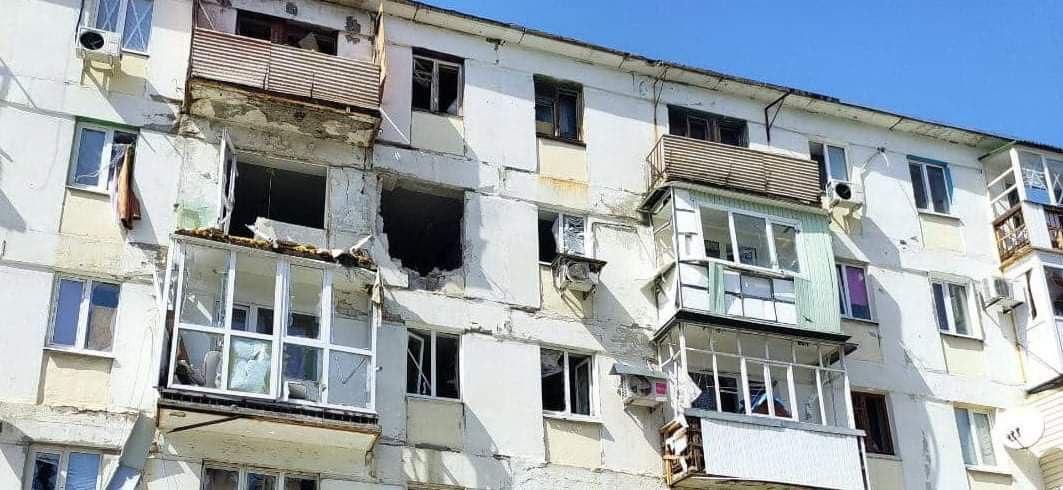Повреждения на Луганщине в результате обстрелов 2 мая / фото Луганская ОВА Повреждения на Луганщине в результате обстрелов 2 мая / фото Луганская ОВА