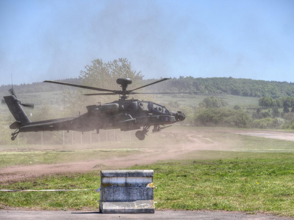 Вертолет AH-64 Apache / US Army