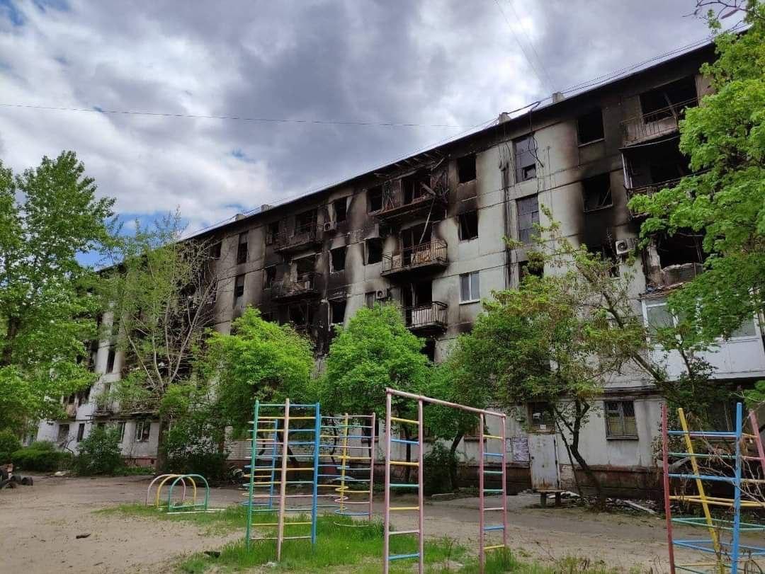 Враг нанес 24 разрушительные атаки за сутки по мирных жилищах жителей Луганской области / фото Телеграм-канал Сергея Гайдая