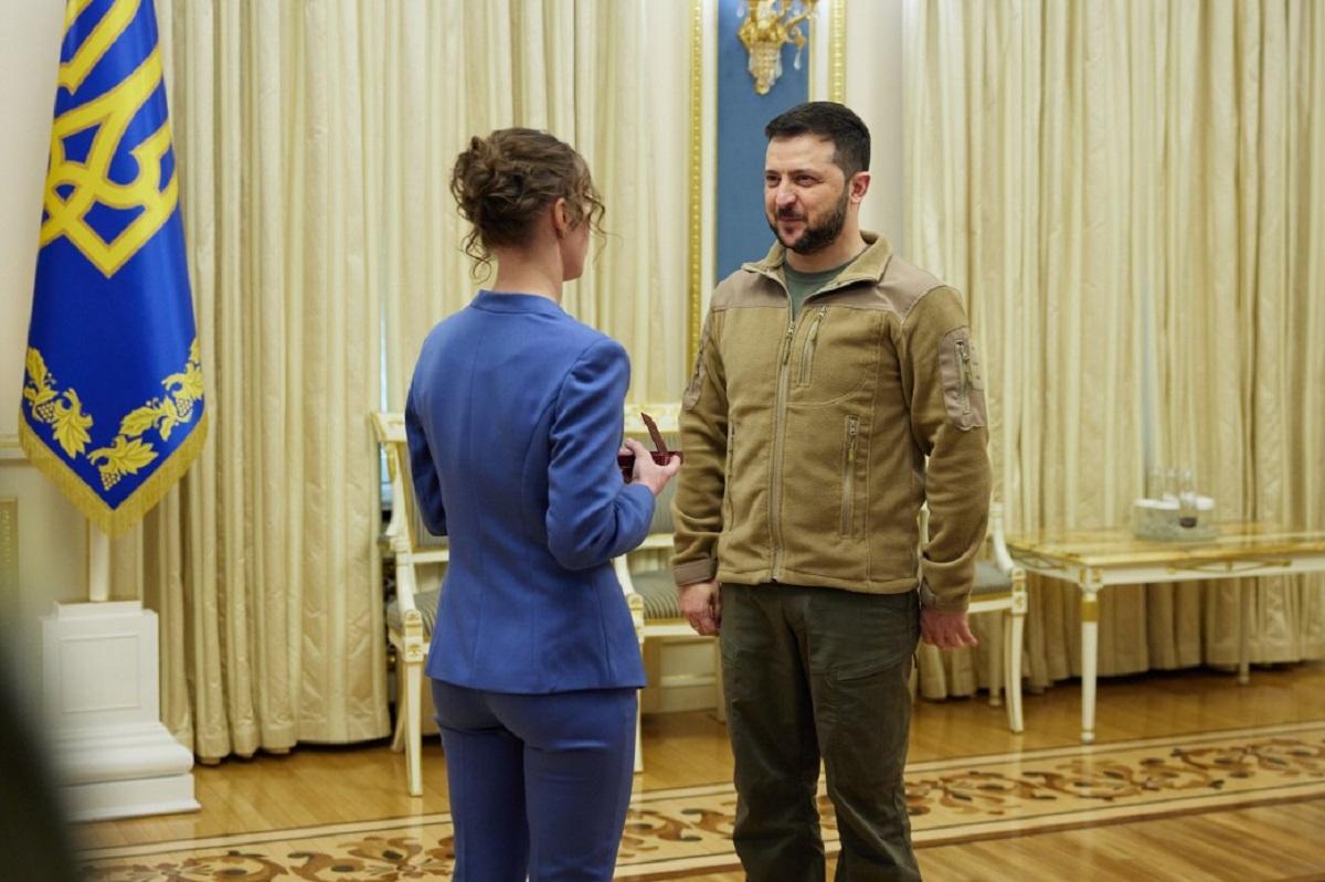 Деятельность детективов НАБУ неоднократно спасала воинов от попадания во вражеские засады во время наступления оккупанта на Киев / фото president.gov.ua Деятельность детективов НАБУ неоднократно спасала воинов от попадания во вражеские засады во время наступления оккупанта на Киев / фото president.gov.ua