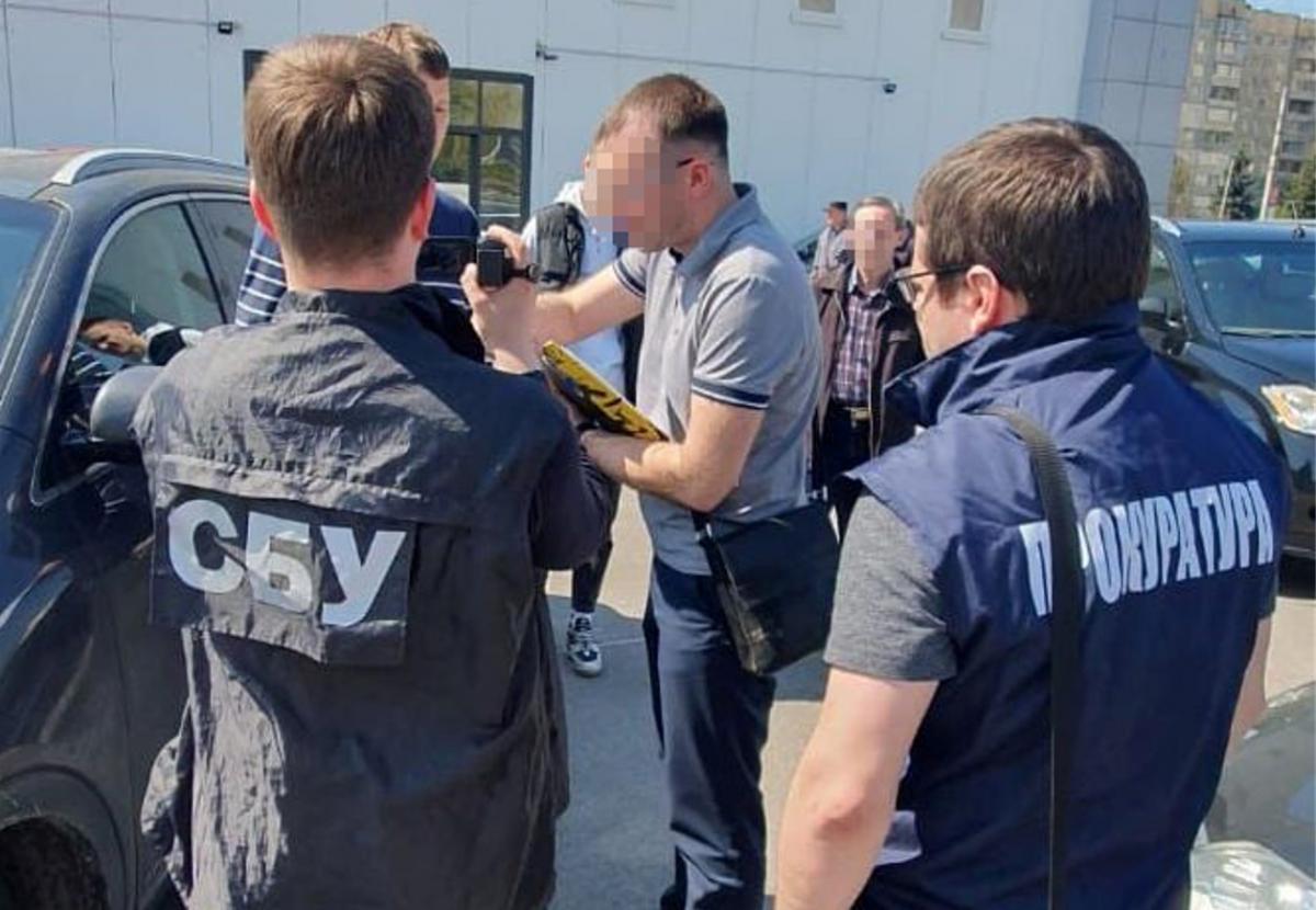 Во Львове экс-чиновник ОГА и журналист торговали гуманитаркой для ВСУ /фото полиция Львовская область