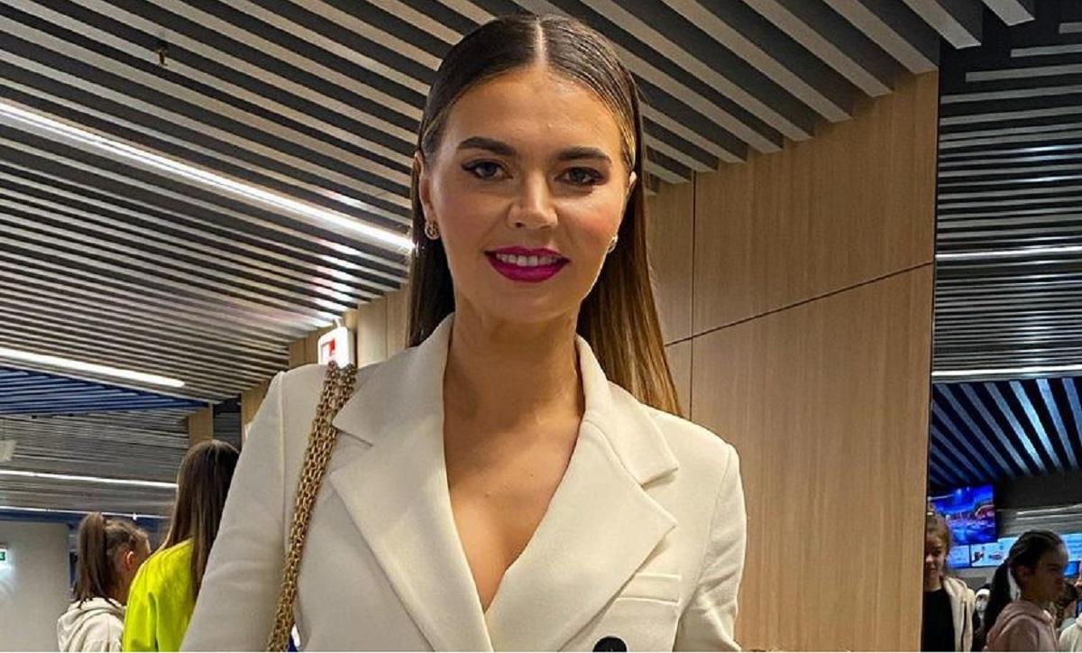 Наразі Кабаєва очолює раду директорів російської медіагрупи "НМГ" / фото instagram.com/sevakrivoshapova Наразі Кабаєва очолює раду директорів російської медіагрупи "НМГ" / фото instagram.com/sevakrivoshapova