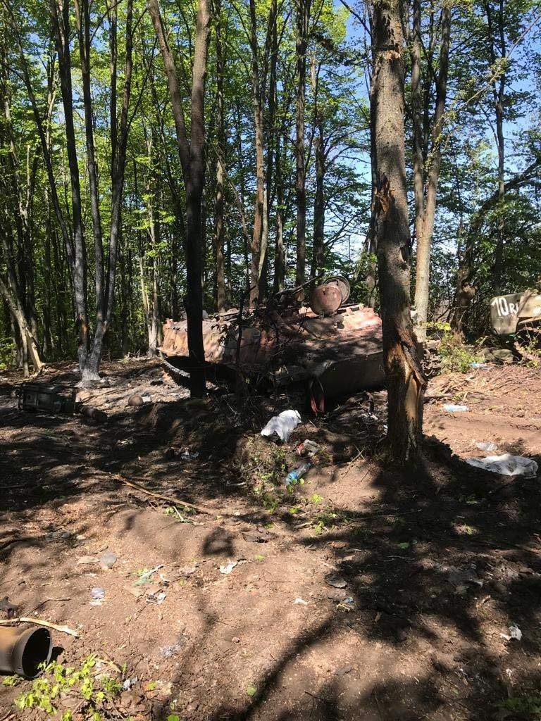 Брошенная и уничтоженная техника оккупантов / фото facebook.com/butusov.yuriy Брошенная и уничтоженная техника оккупантов / фото facebook.com/butusov.yuriy