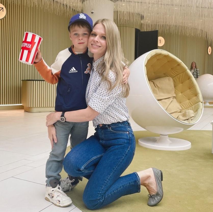 Olga Freimut with her son / Photo - instagram.com