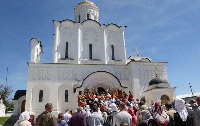 Церковь оккупанты бомбили не впервые / фото: facebook.com/svlavra Церковь оккупанты бомбили не впервые / фото: facebook.com/svlavra