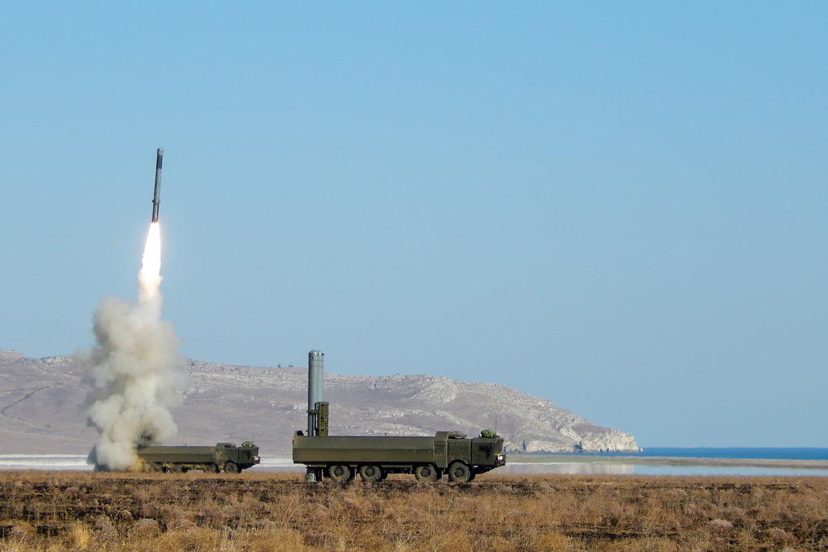 Береговой ракетный комплекс "Бастион" с противокорабельной ракетой П-800 "Оникс" / Министерство обороны РФ
