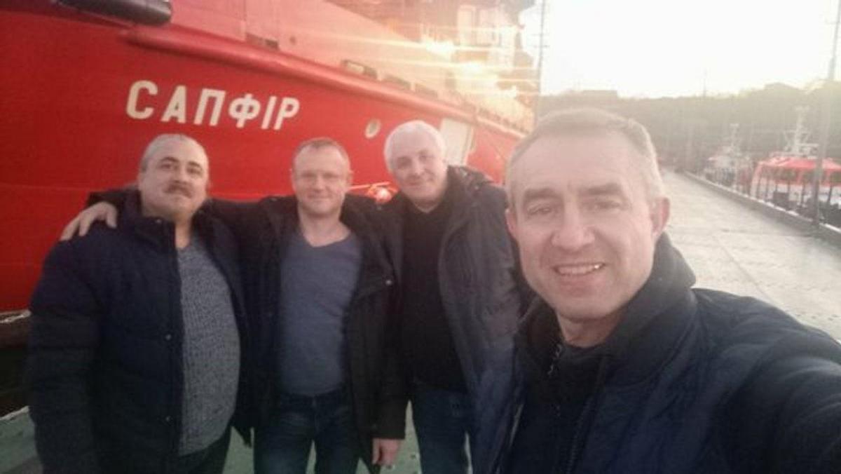 Александр Чоков находился на захваченном оккупантами буксире "Сапфир" / фото ФБ Александра Чокова Александр Чоков находился на захваченном оккупантами буксире "Сапфир" / фото ФБ Александра Чокова