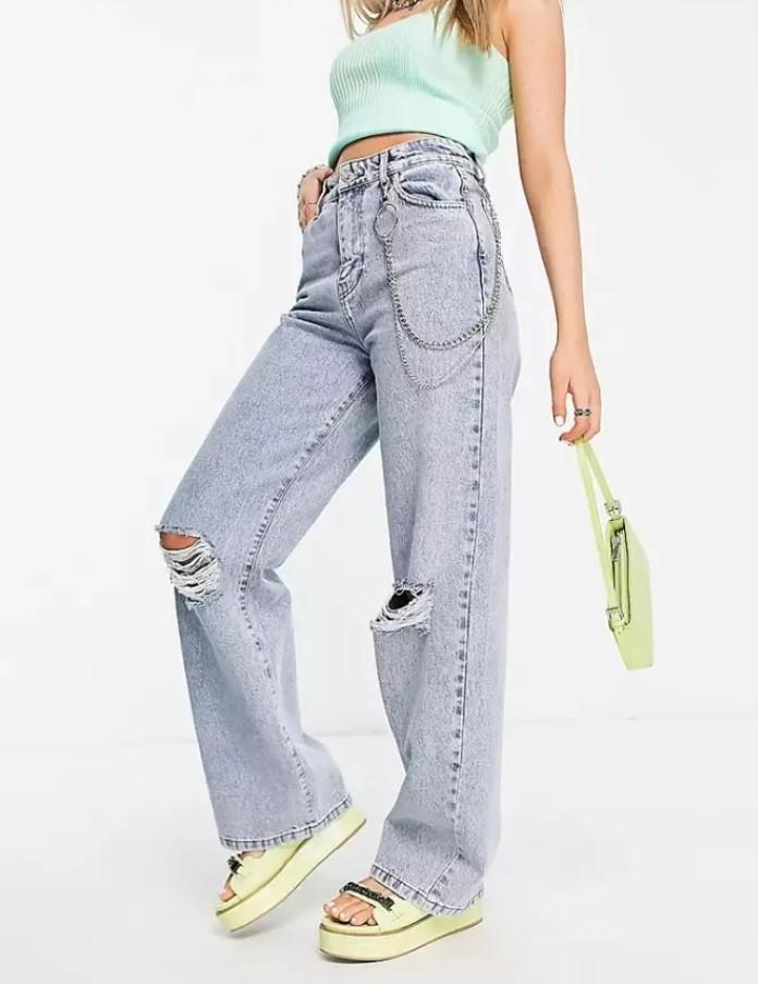 Джинси час прати, коли з'являється неприємний запах / фото Cosmo