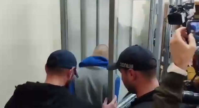 Российский оккупант предстал перед украинским судом \ скриншот с видео