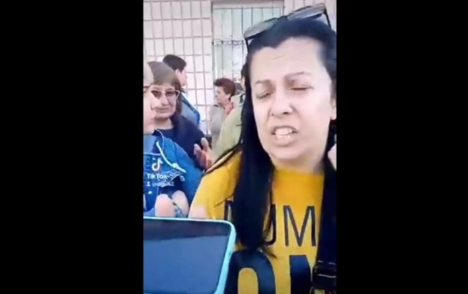 В "ЛНР" митинговали жены "мобилизованных" / скриншот В "ЛНР" митинговали жены "мобилизованных" / скриншот
