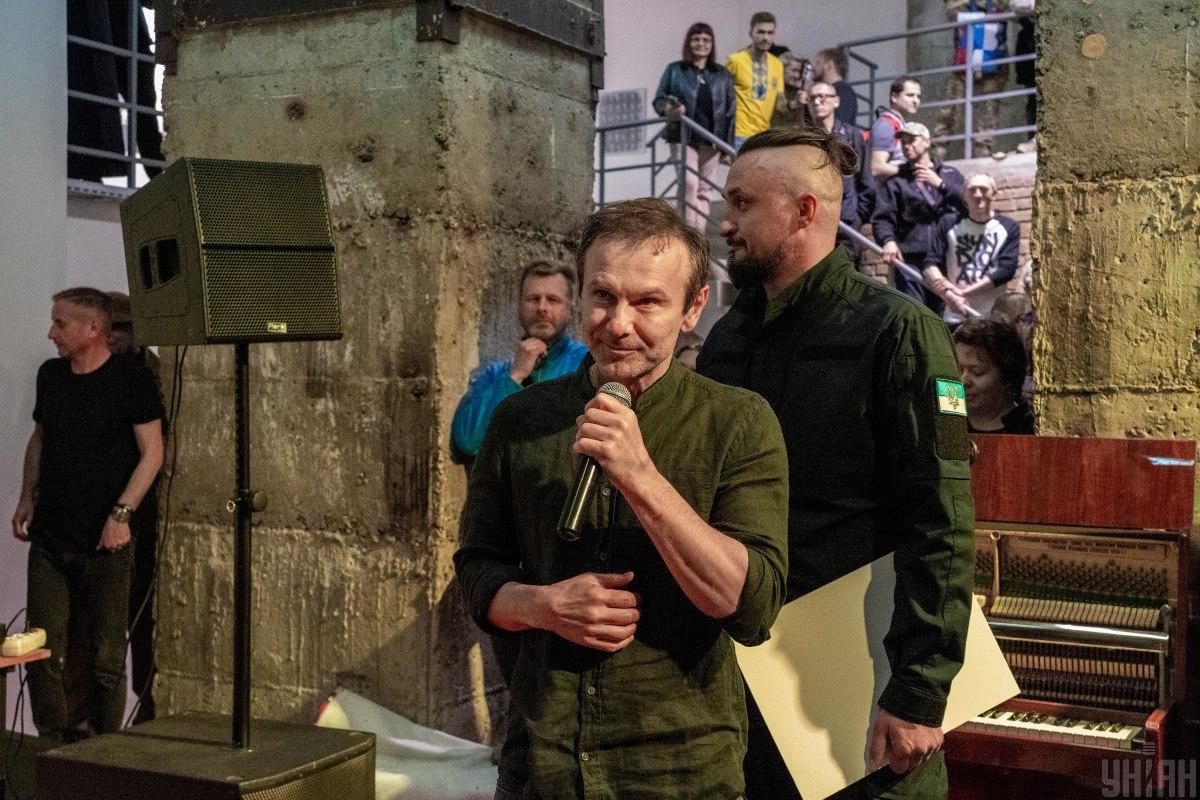 Святослав Вакарчук попал под обстрел во время выступления на фронте / фото УНИАН (Андрей Мариенко)