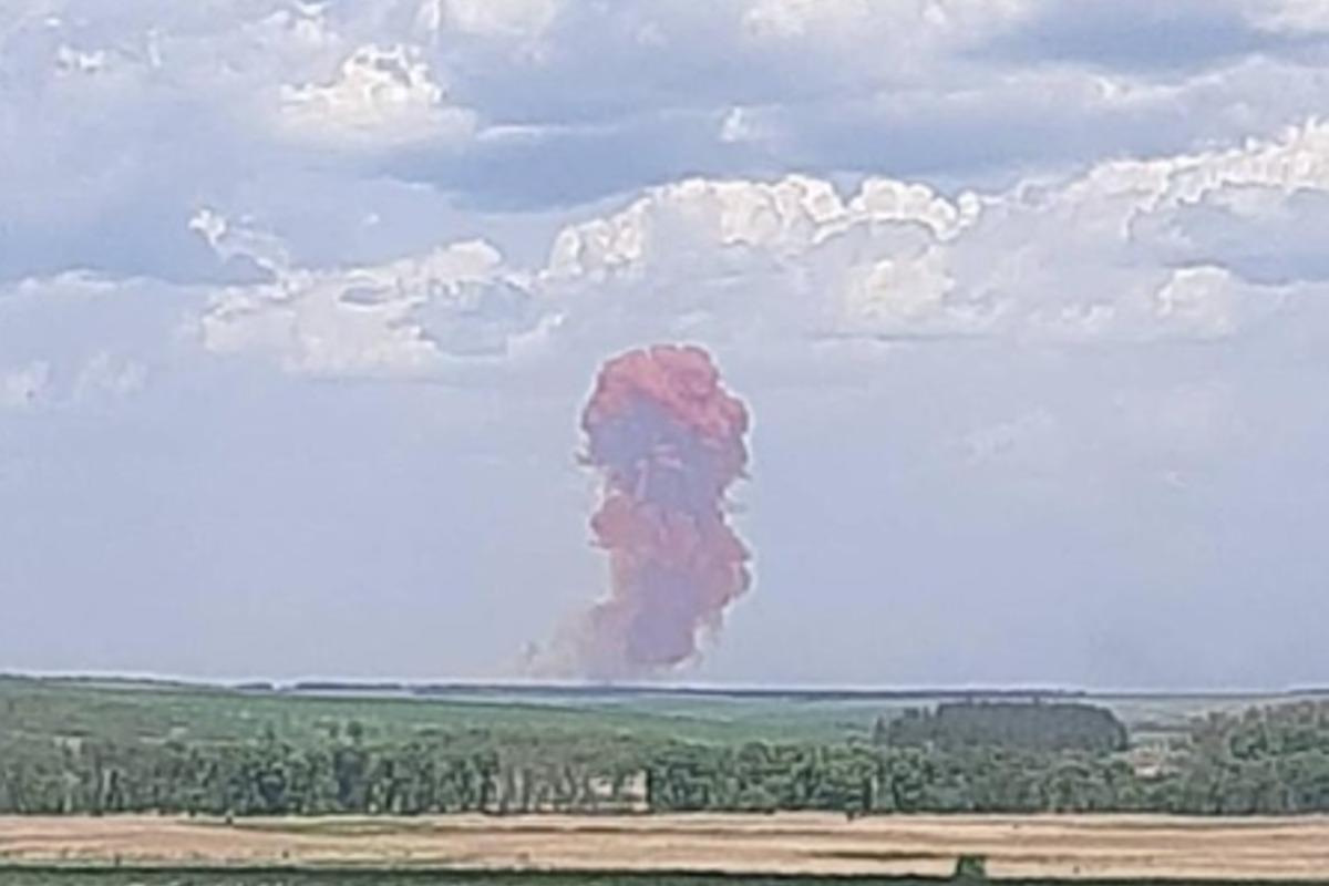 У Харківській області вибухнув склад, не варто панікувати, поділилися у Донецькій ОВА / фото t.me/pavlokyrylenko_donoda
