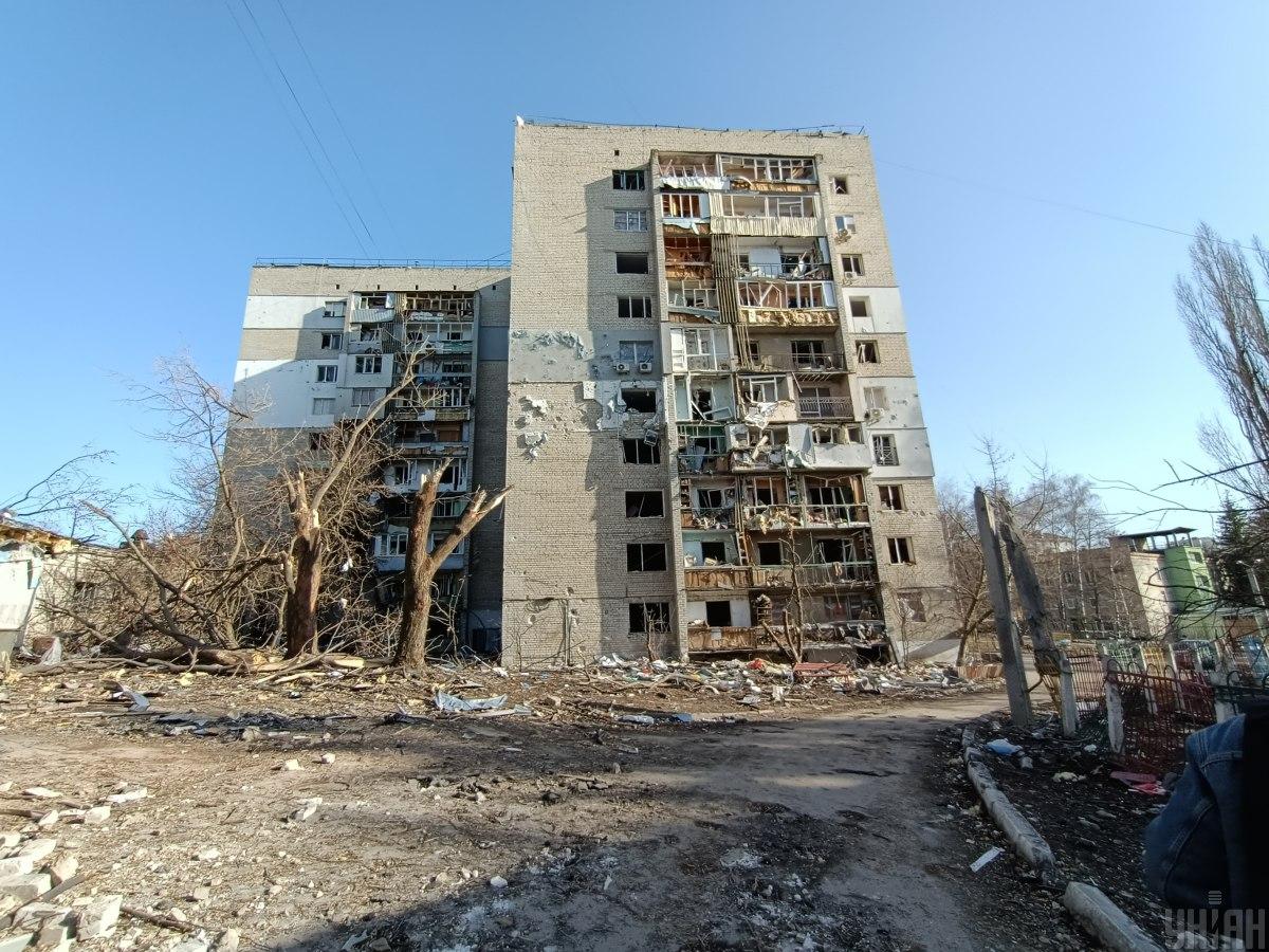 Мишенью реактивных дивизионов РФ были именно харьковские дома / фото УНИАН, Андрей Мариенко