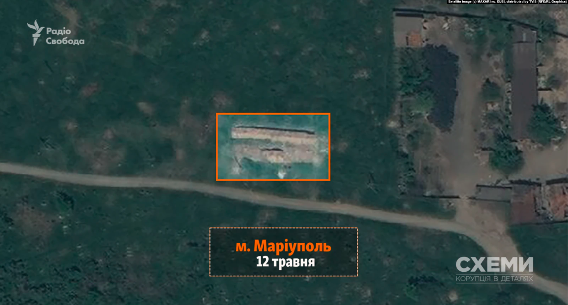 На спутниковых снимках Maxar видны две траншеи / radiosvoboda.org
