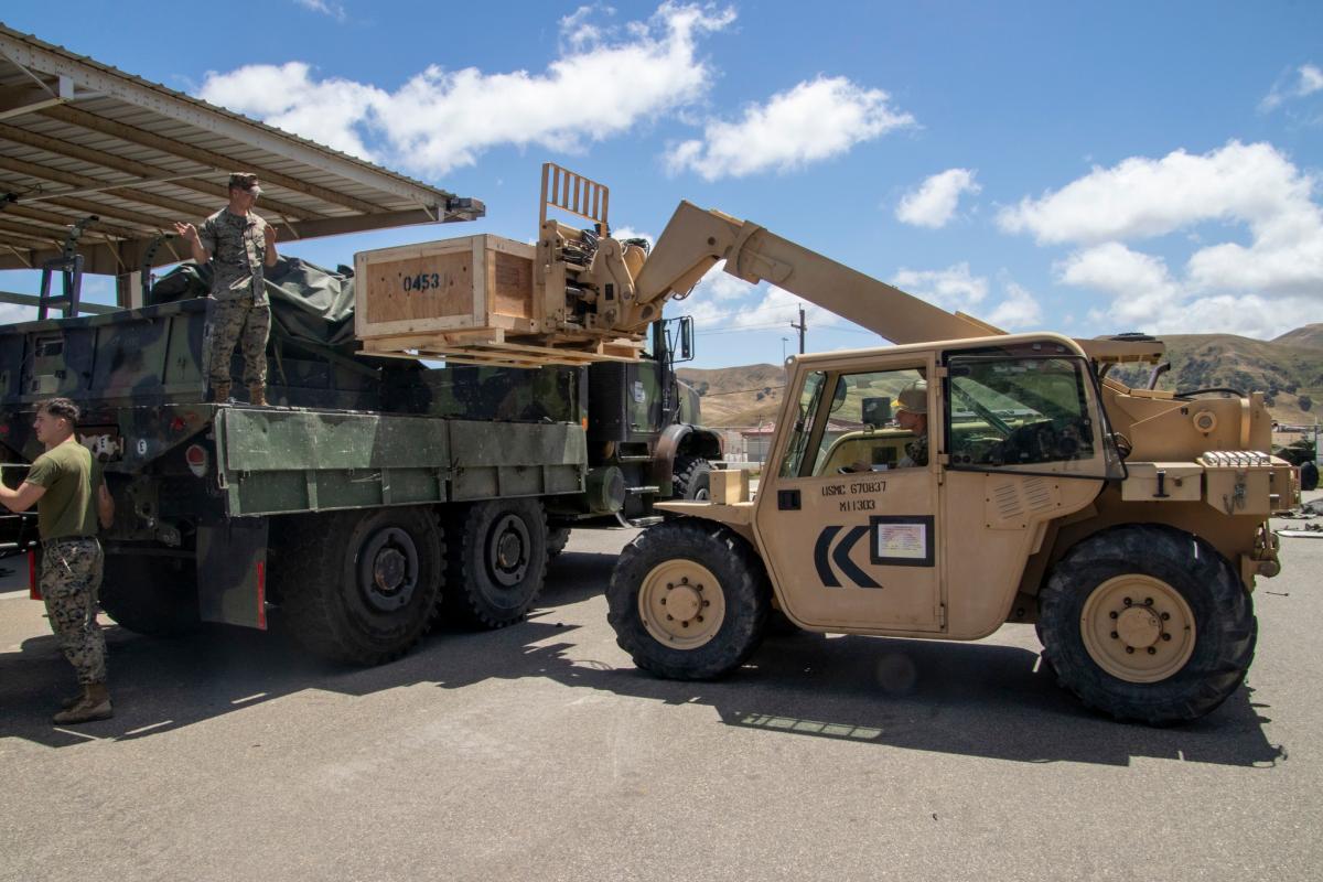 США відправляє в Україну нову партію гаубиць M777 / фото facebook.com/DeptofDefense США відправляє в Україну нову партію гаубиць M777 / фото facebook.com/DeptofDefense