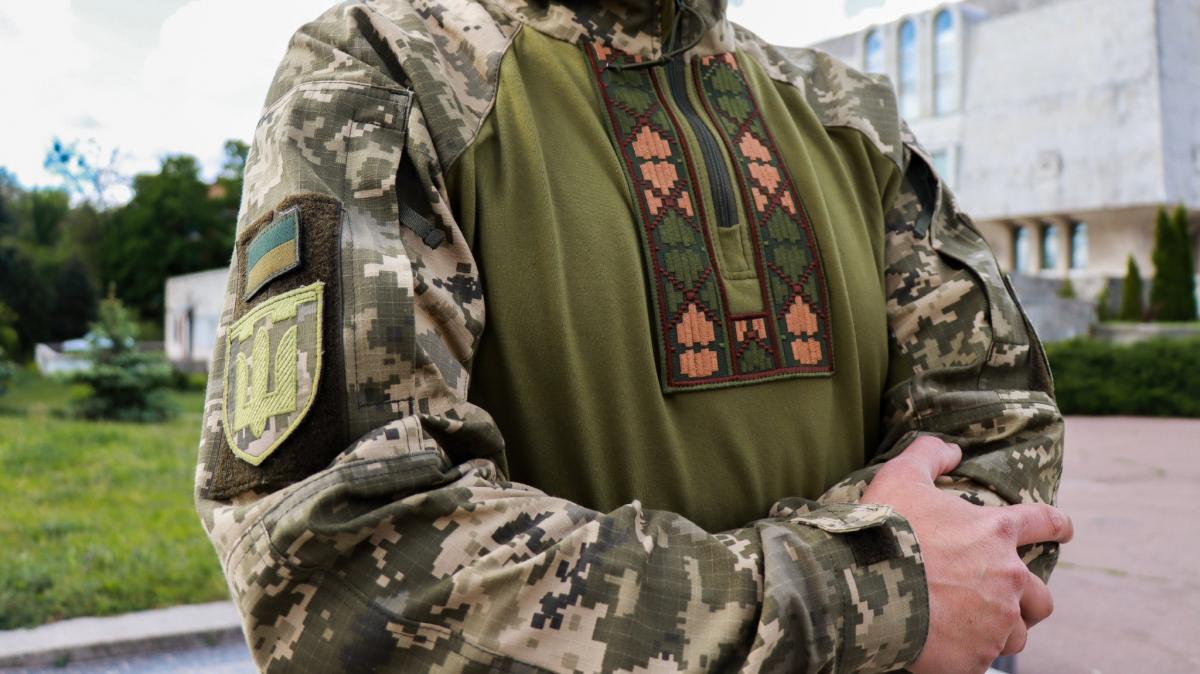 В Черкасах створили унікальну “бойову вишиванку” / фото 118 окрема бригада територіальної оборони Черкаської області,