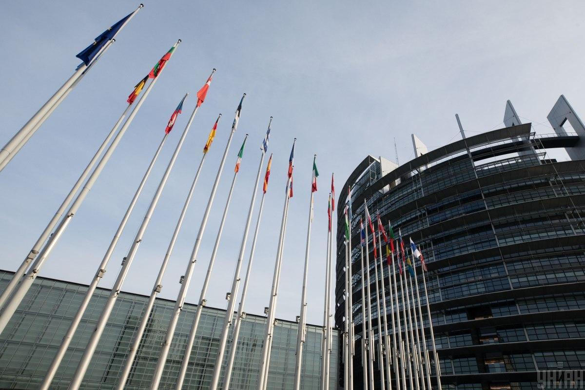 Восемь стран ЕС призвали запретить российским дипломатам свободно передвигаться по территории Евросоюза / фото УНИАН, Михаил Палинчак