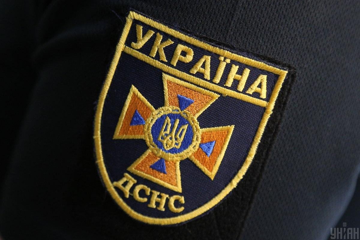 В Харьковской области вражеский снаряд попал в многоквартирный дом, есть жертва / фото УНИАН