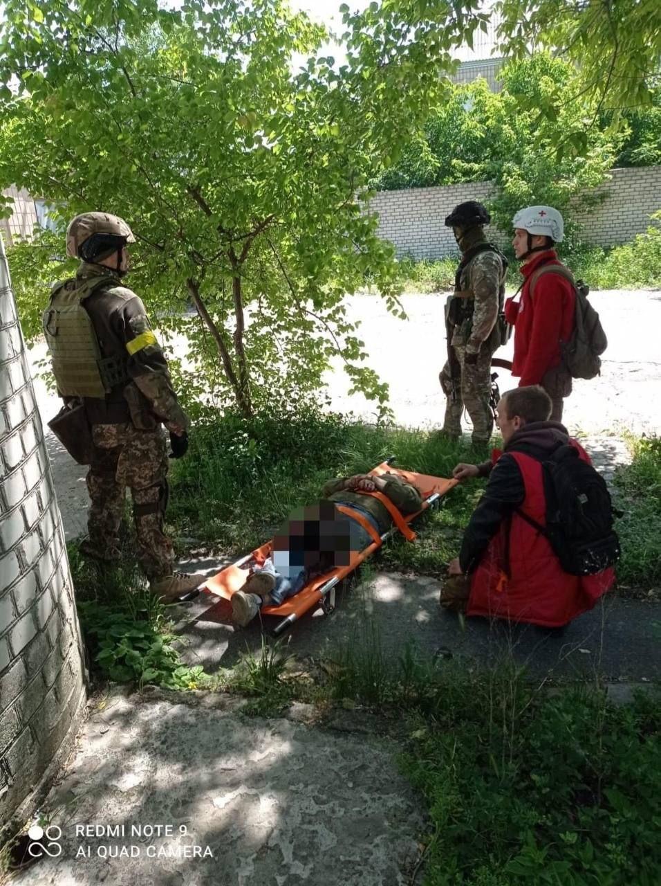 Російські окупанти накрили вогнем Сєвєродонецьк: є поранені Російські окупанти накрили вогнем Сєвєродонецьк: є поранені