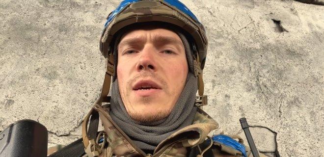 Командир "Азову" зателефонував дружині / скриншот Командир "Азову" зателефонував дружині / скриншот