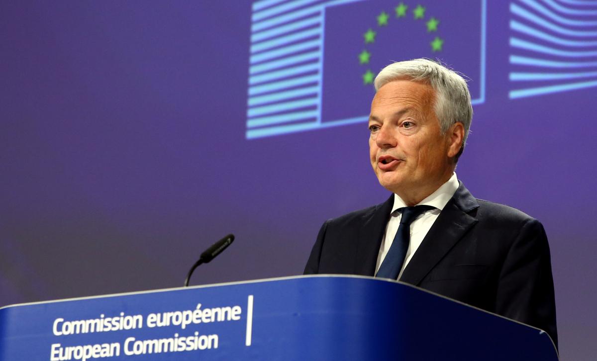 Дідьє Рейндерс не сказав, чи всі уряди ЄС повідомляли про заморожування активів РФ / фото ua.depositphotos.com