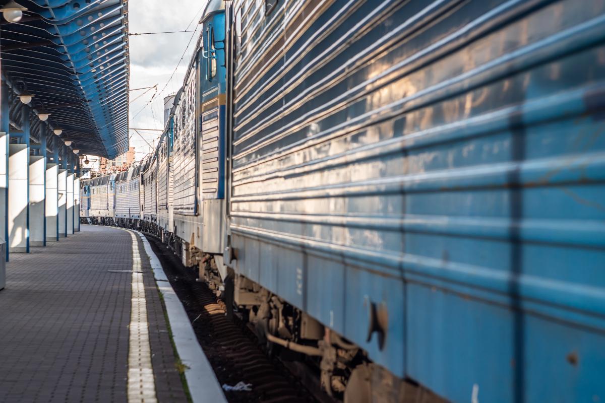 В Україні змінюють розклад та марштур низки поїздів / фото ua.depositphotos.com В Україні змінюють розклад та марштур низки поїздів / фото ua.depositphotos.com