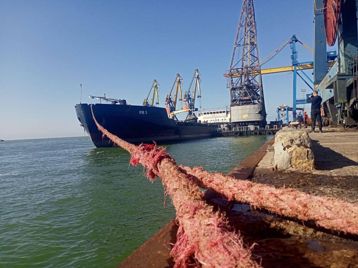 В Мариуполь вошли "кадыровцы", из порта воруют металл - Андрющенко / фото t.me/andriyshTime