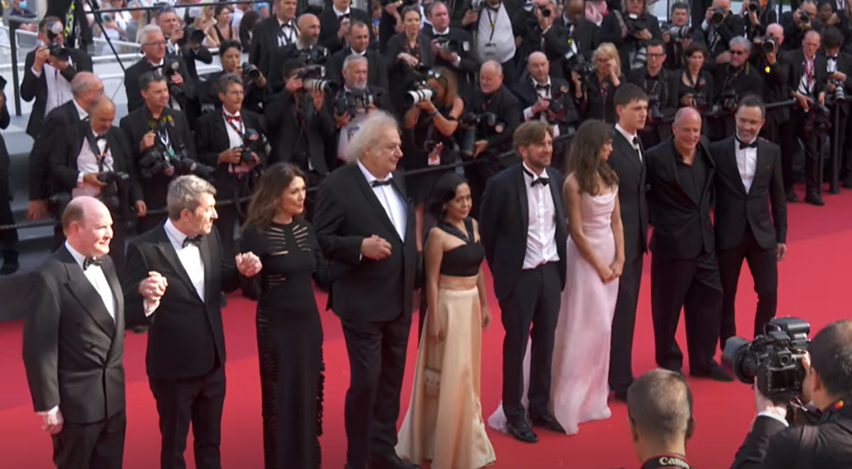 Церемония закрытия Каннского кинофестиваля 2022 года состоялась вечером в субботу, 28 мая / скриншот Церемония закрытия Каннского кинофестиваля 2022 года состоялась вечером в субботу, 28 мая / скриншот