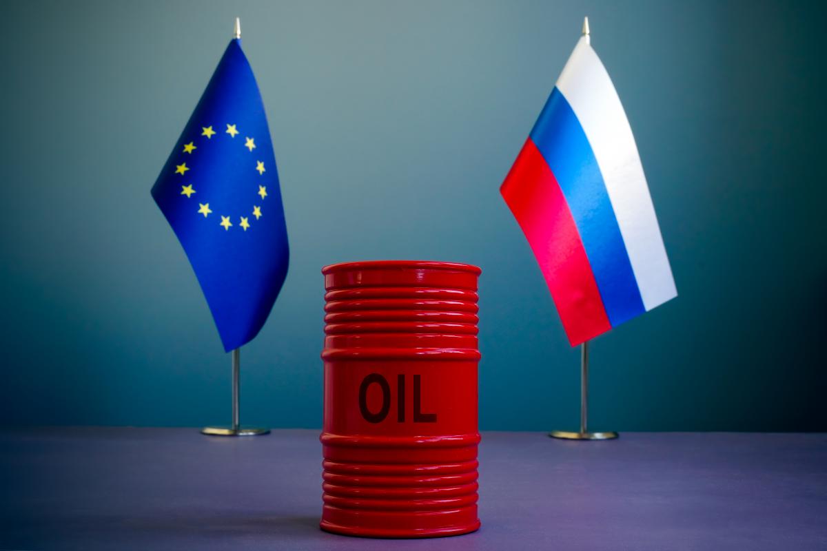 ЄС продовжить працювати над граничною ціною на нафту / фото ua.depositphotos.com ЄС продовжить працювати над граничною ціною на нафту / фото ua.depositphotos.com