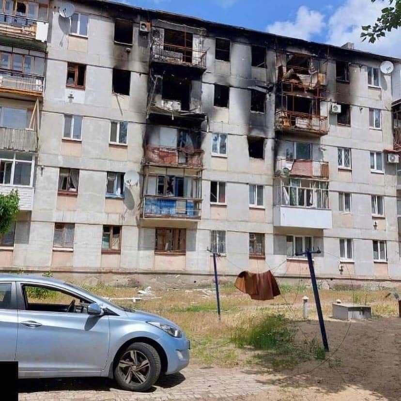 Російські військові перекидають на Сєвєродонецький напрямок боєприпаси та техніку у великій кількості / фото Telegram-канал Сергія Гайдая Російські військові перекидають на Сєвєродонецький напрямок боєприпаси та техніку у великій кількості / фото Telegram-канал Сергія Гайдая