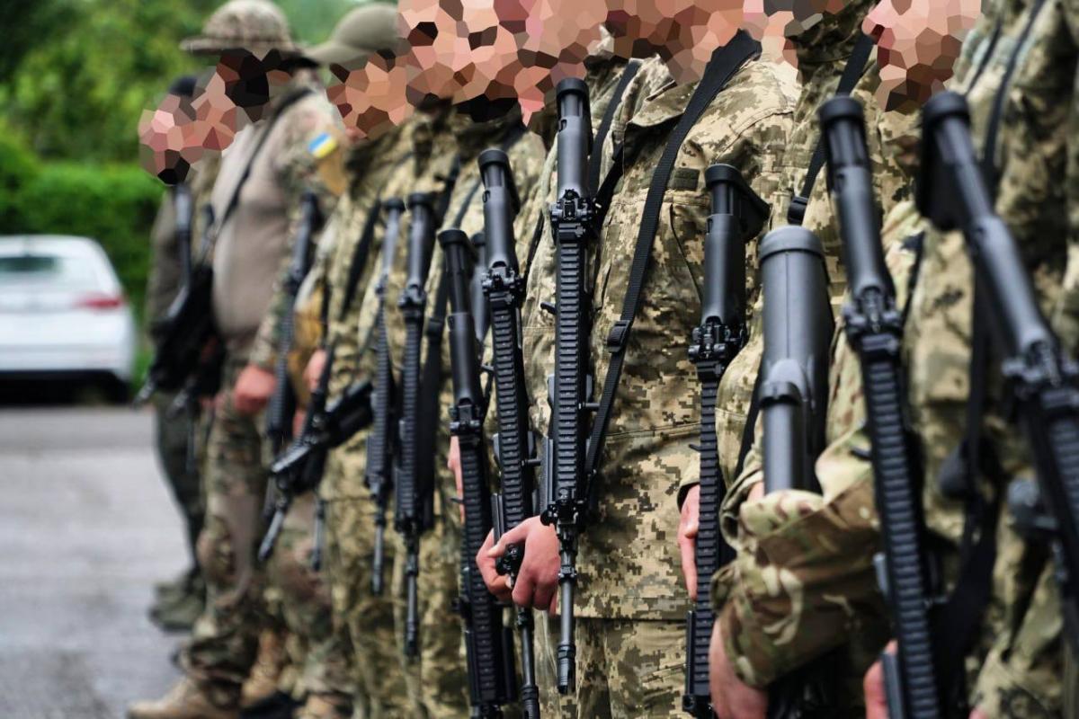 У Харкові офіційно сформовано підрозділ ССО "Азов" / фото Костянтин Немічев У Харкові офіційно сформовано підрозділ ССО "Азов" / фото Костянтин Немічев