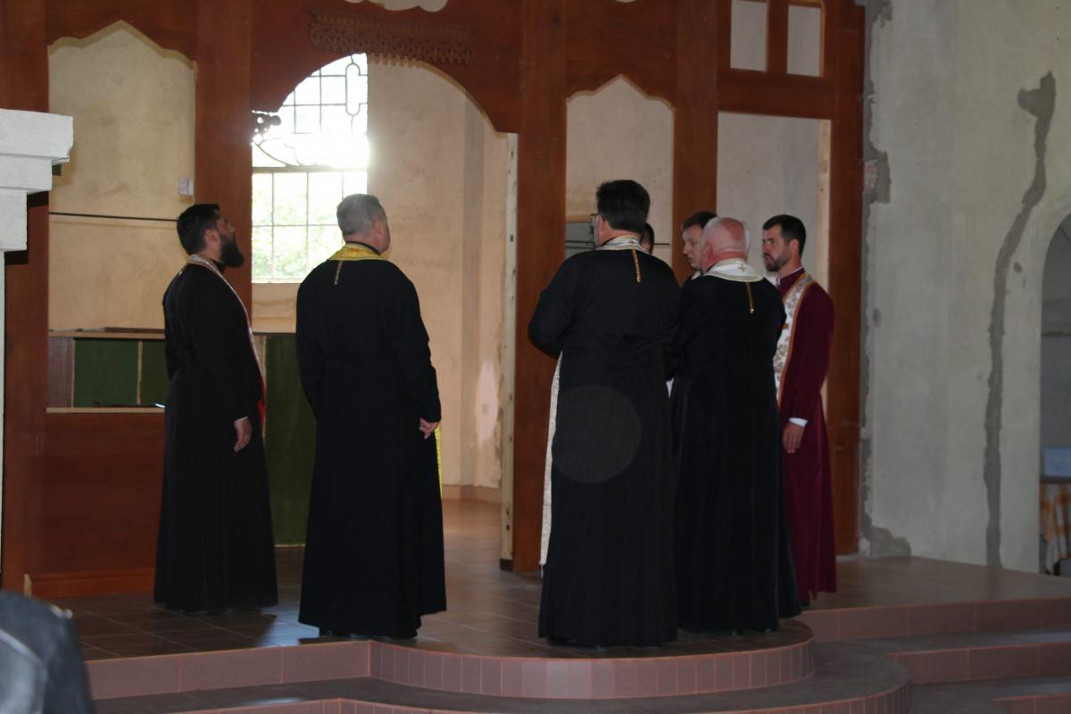 Representatives of the MP took everything they could out of the church / photo drohobych-rada.gov.ua Representatives of the MP took everything they could out of the church / photo drohobych-rada.gov.ua